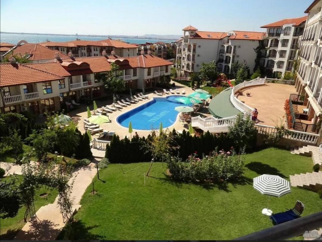 سفيتي فلاس Triumph Holiday Village المظهر الخارجي الصورة